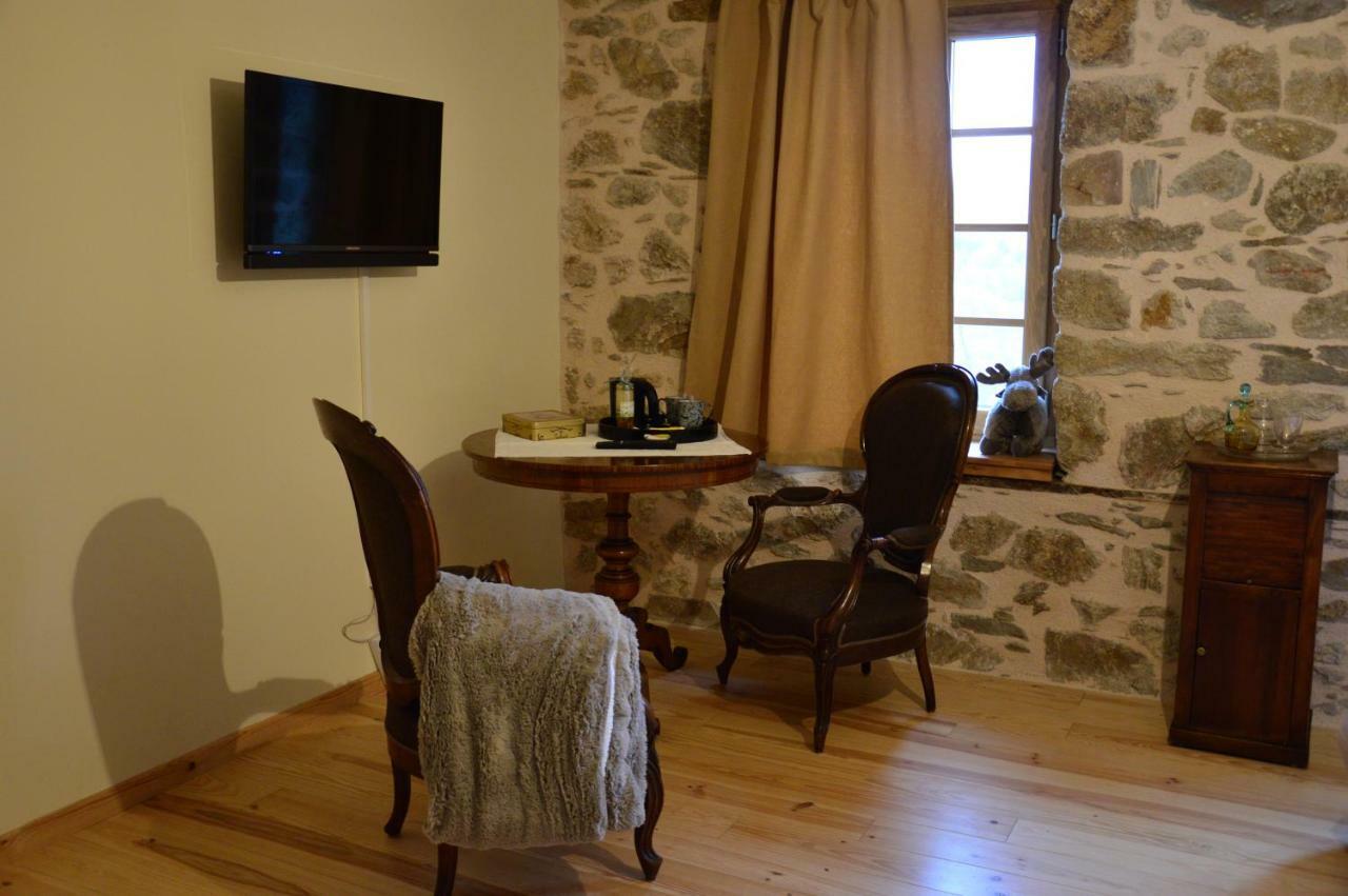 Chambres Et Table D'Hotes Du Pere Boussenac Exterior photo